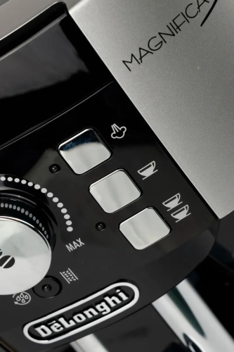 Кофемашина DeLonghi Magnifica S ECAM21.117.SB Кофемашина DeLonghi Magnifica S ECAM21.117.SB
