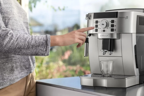 Кофемашина DeLonghi Magnifica ECAM22.110.SB