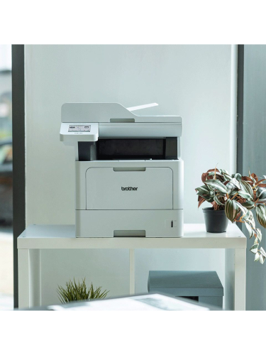 МФУ Brother DCP-L5510DW {A4, 256Мб, 48стр / мин, дуплекс, LAN, USB,wi-fi, старт.картридж 2000стр} (DCPL5510DW)