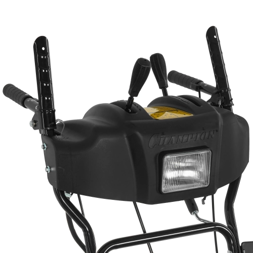 Снегоуборщик бензиновый Champion ST861