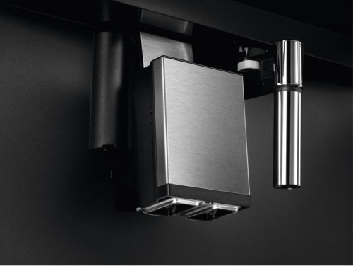 Встраиваемая кофемашина AEG KKK994500T