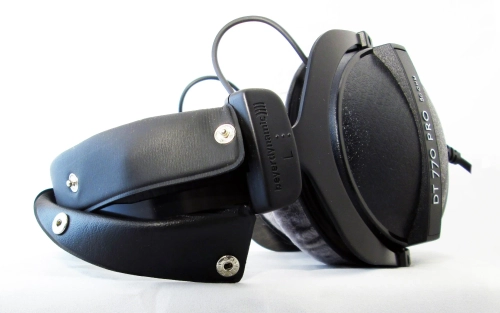 Наушники Beyerdynamic DT 770 Pro (80 Ohm), Limited Edition Black