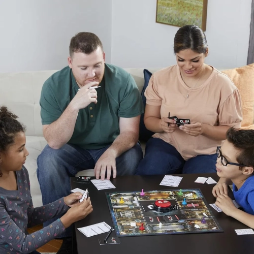 Игра настольная Hasbro Games Клуэдо Жулики E9779