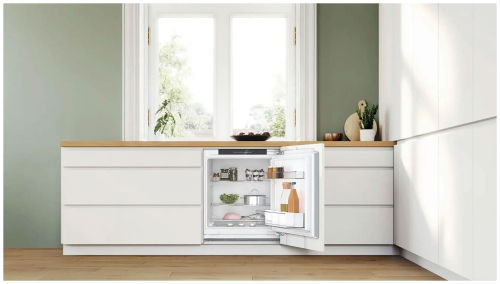 Встраиваемый холодильник Bosch KUR21VFE0