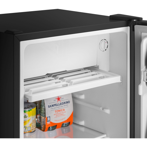 Холодильник Maunfeld MFF83B