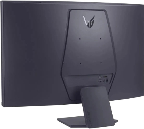 Монитор LG 31.5" 32GS60QC-B черный VA LED