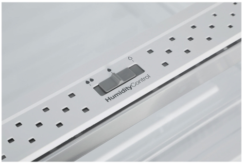 Встраиваемый холодильник Hyundai HBR1786