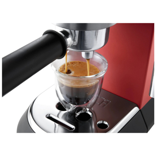 Кофеварка рожковая De'Longhi Dedica EC 685R