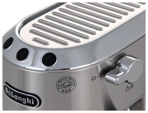 Кофеварка рожковая DeLonghi Dedica EC 685, металл