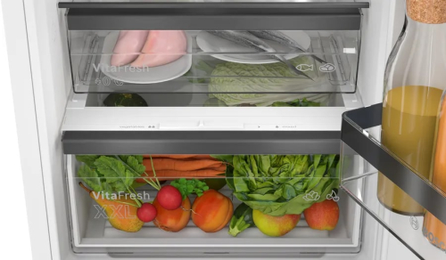 Встраиваемый двухкамерный холодильник Bosch KIN96SFD0