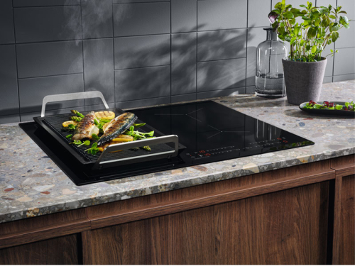 Индукционная варочная поверхность Electrolux CIV634 Индукционная варочная поверхность Electrolux CIV634